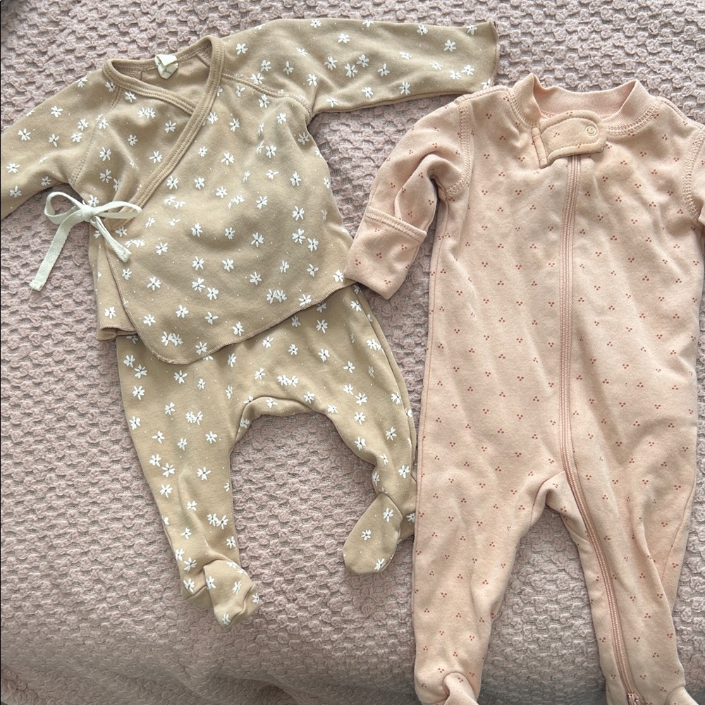 Quincy Mae Tan and Pink Kids Footies